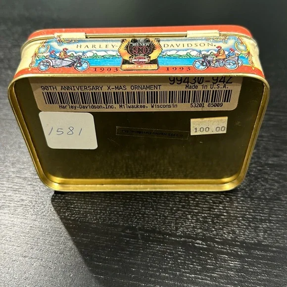 Harley-Davidson Vintage 90th Anniversary Tin - Picture 4 of 7